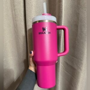 Stanley Fuchsia 40 Oz | The Quencher H2.0 Flowstate Tumbler